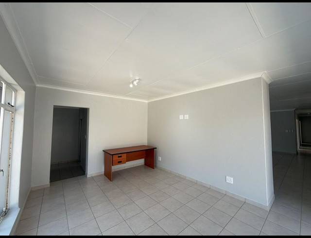 4 BEDROOM PROPERTY TO RENT IN SUNWARD PARK